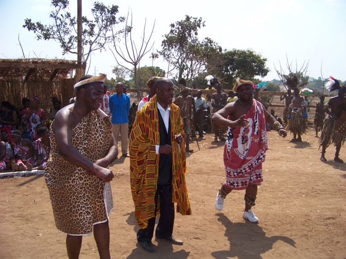 Inkosi ya Makosi Gomani IV flanked by Inkosi Kwataine and Inkosi Makwangwala